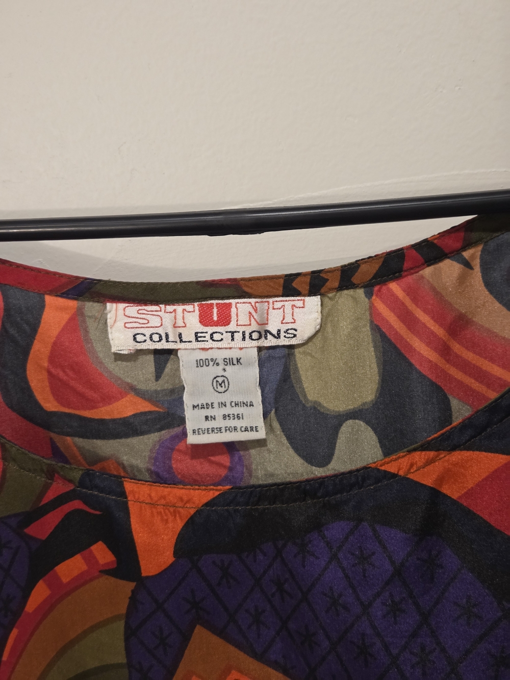 Vintage Abstract 2-Piece 100% Silk Set Size M Stunt Collections - Picture 4 of 14